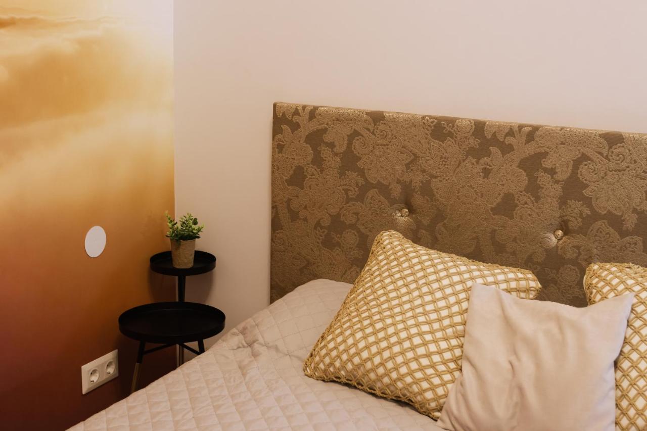 You & Riga Central, Specious, Superior Apartment, Brand New 外观 照片